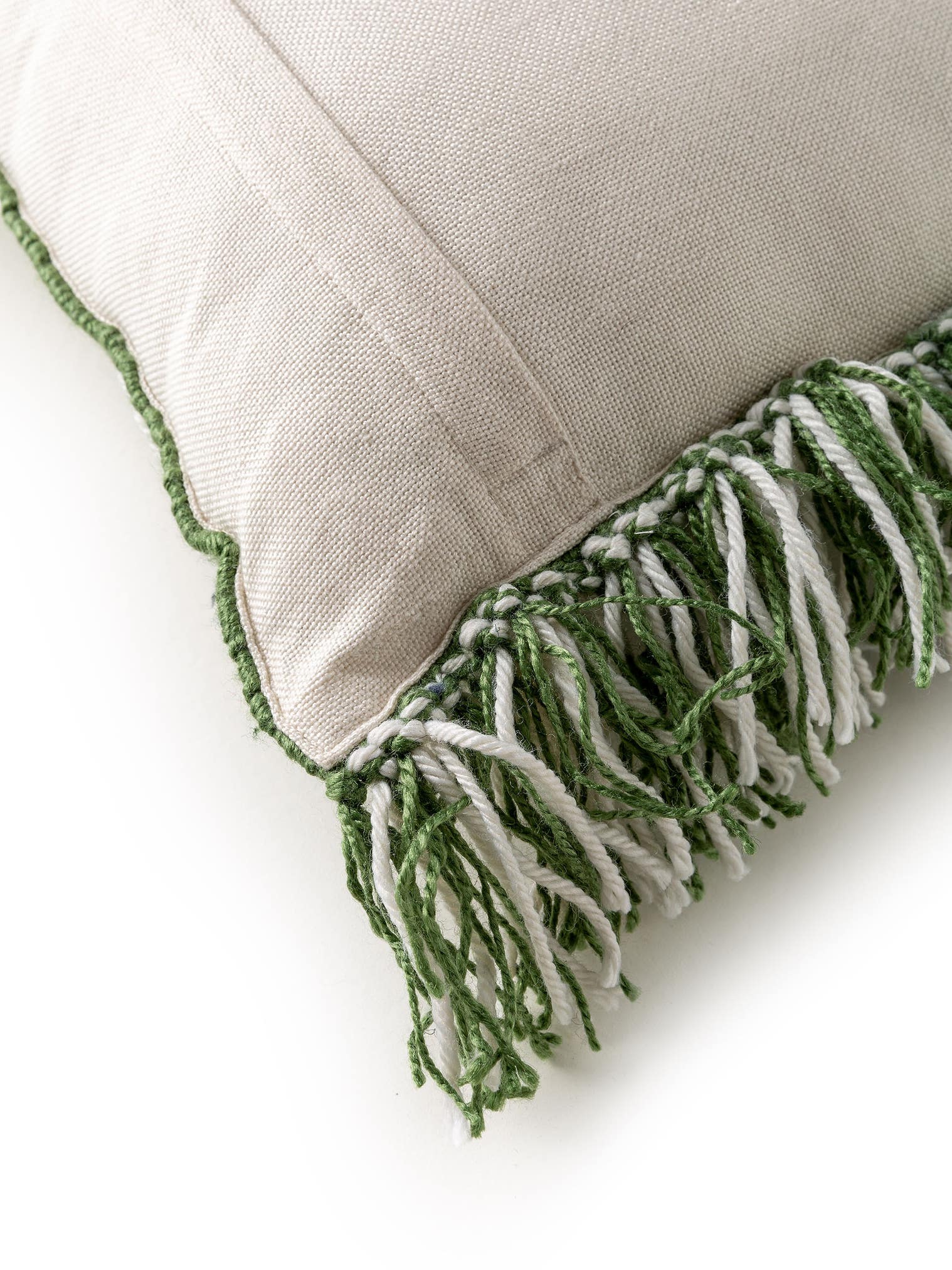 In- & Outdoor Kissen Morty Grün im Design Geometrisch aus 100% Polyester (recyceltes PET) von benuta Pure