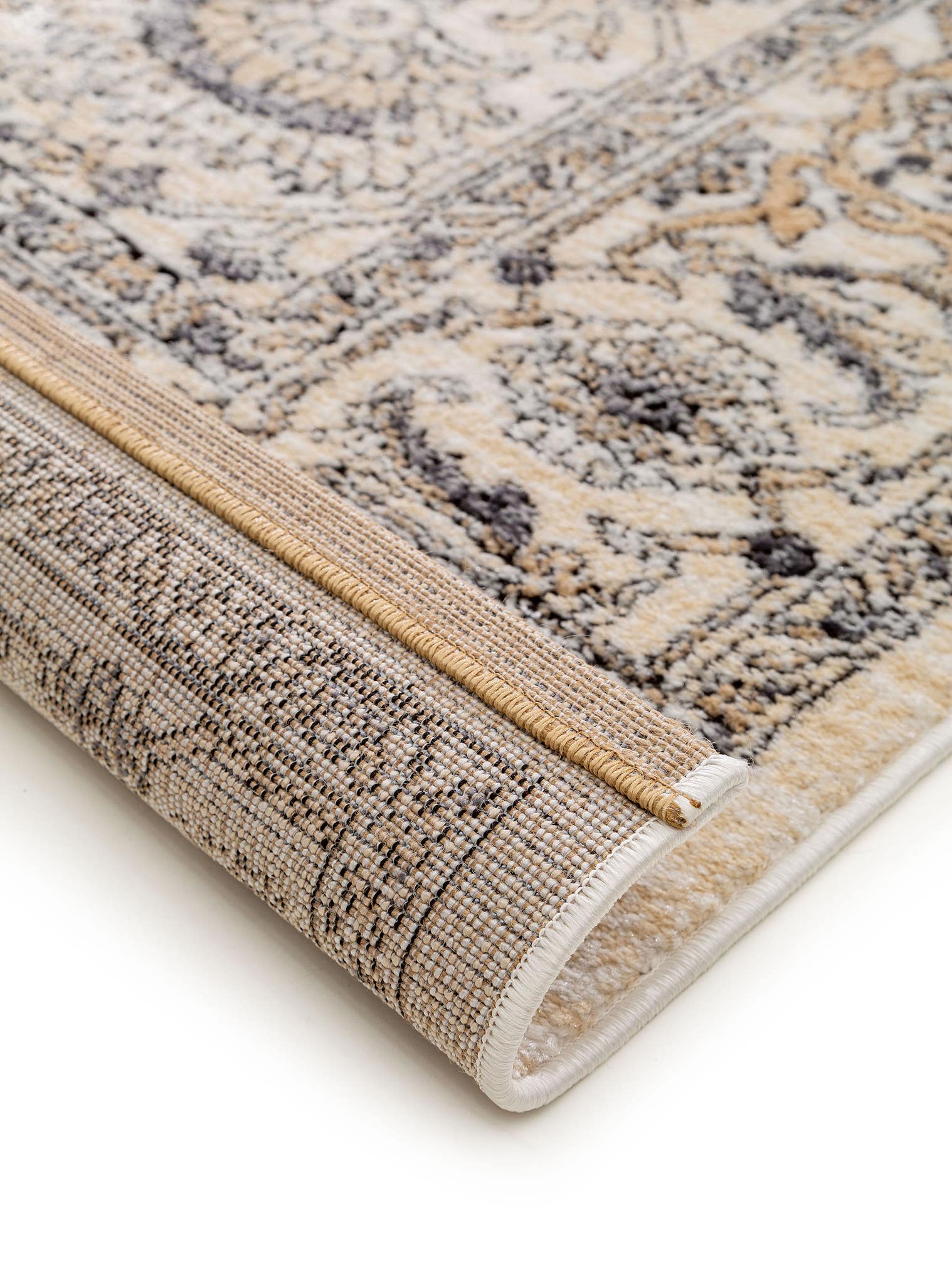 Teppich aus 70% Polyester, 30% Polypropylen in Beige mit 11 bis 20 mm hohem Flor von benuta Nest