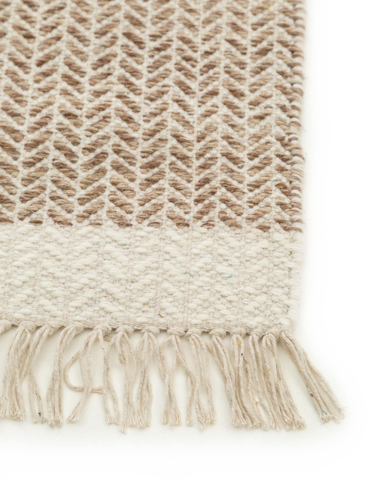 Matta av 60% Ull, 40% Bomull i Beige med 1- 5 mm hög lugg från benuta Pure