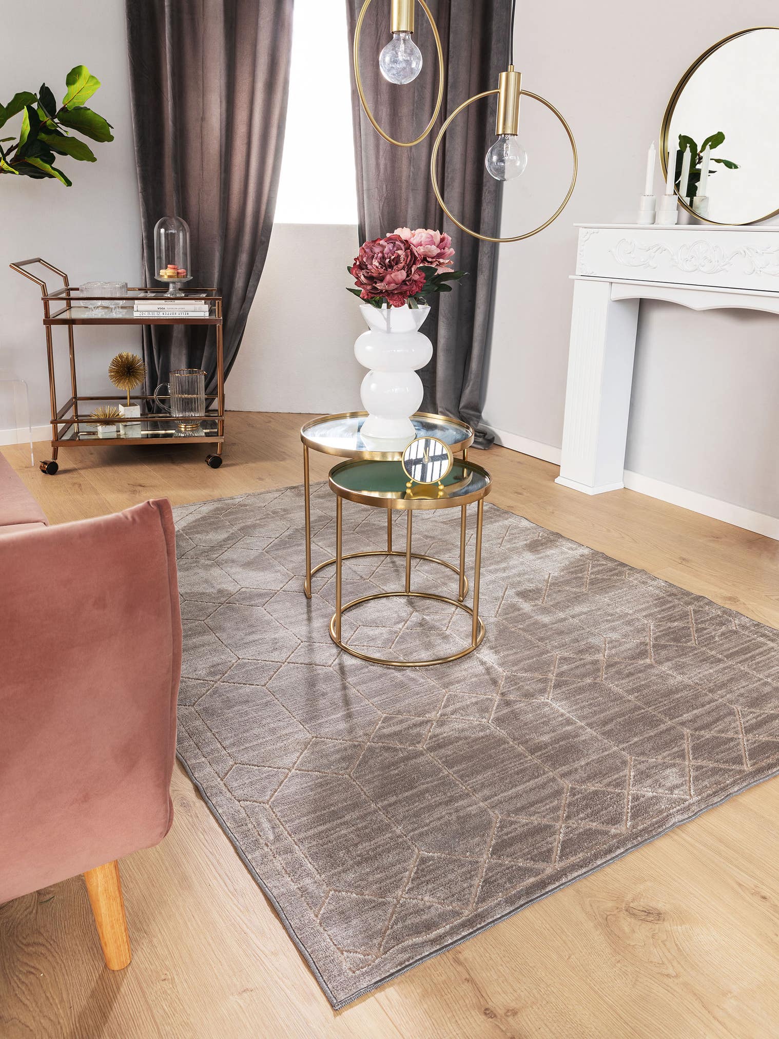 Rug made of 100% Polyester in Grey with a 1- 5 mm high pile by benuta