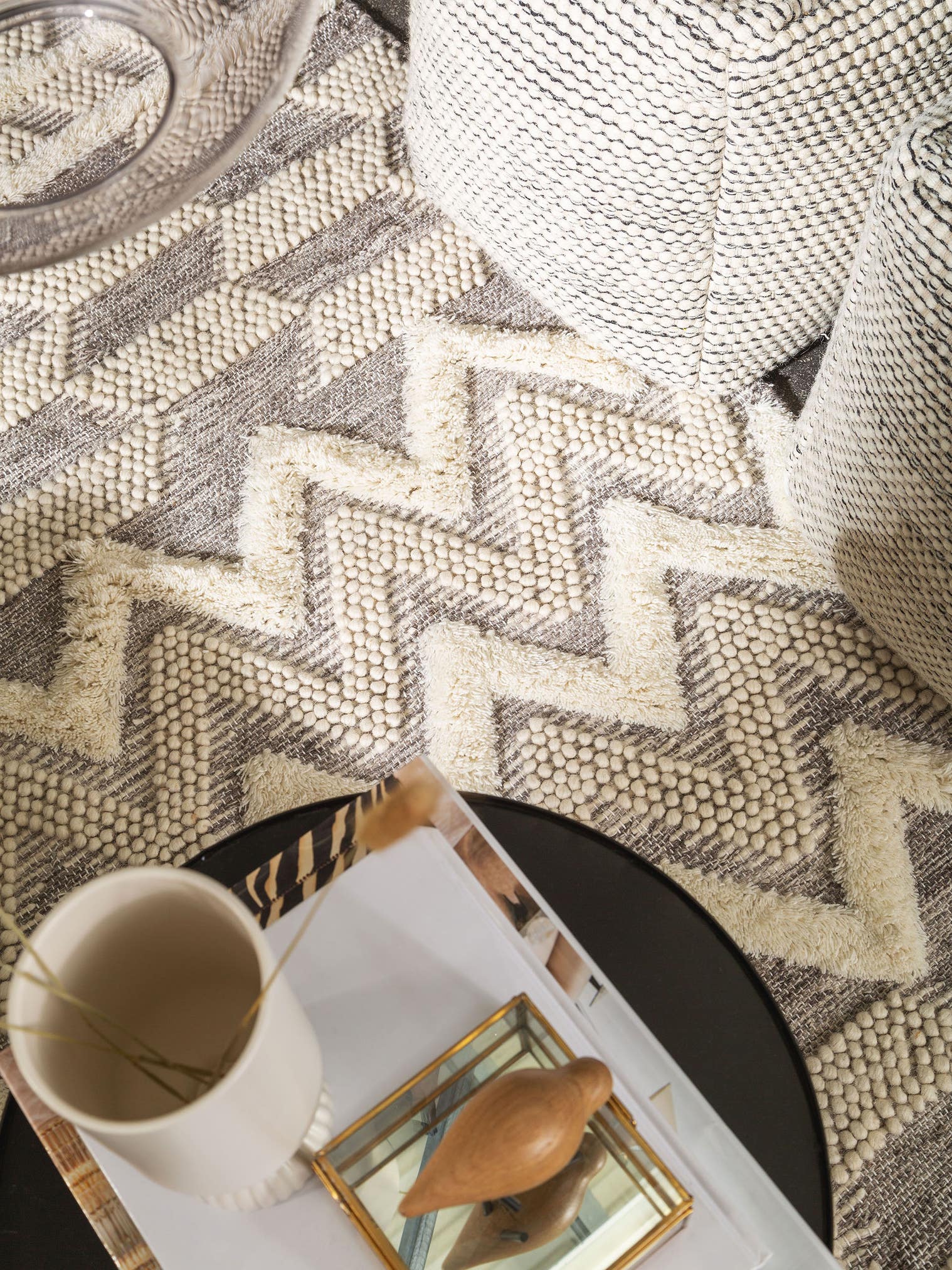 Teppich aus 70% Wolle, 30% Polyester in Beige mit 6 bis 10 mm hohem Flor von benuta