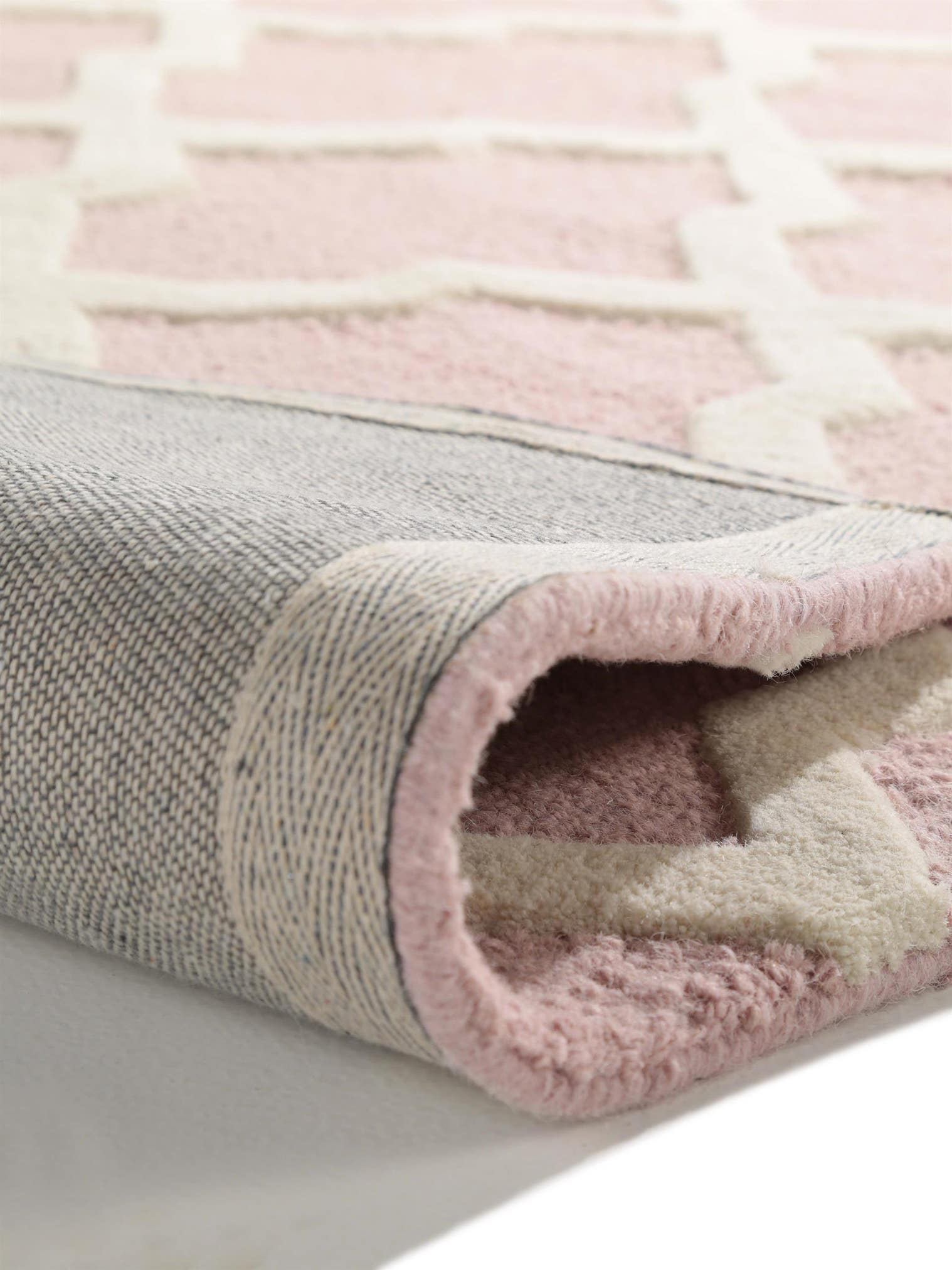 Teppich aus 100% Wolle in Rosa mit 11 bis 20 mm hohem Flor von benuta Pure