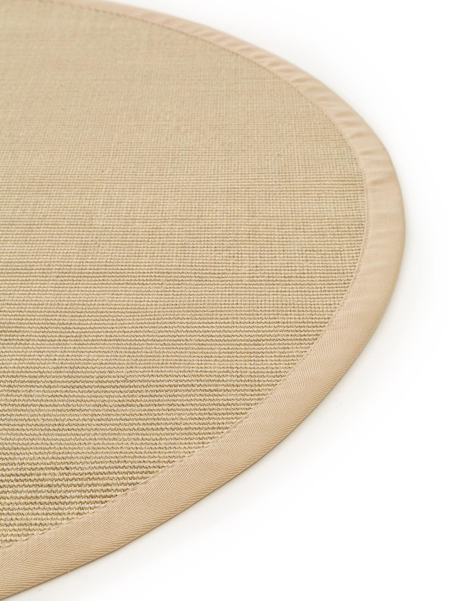 Tapis en 100% Sisal en Beige avec une pile de 1- 5 mm de hauteur de benuta Nest