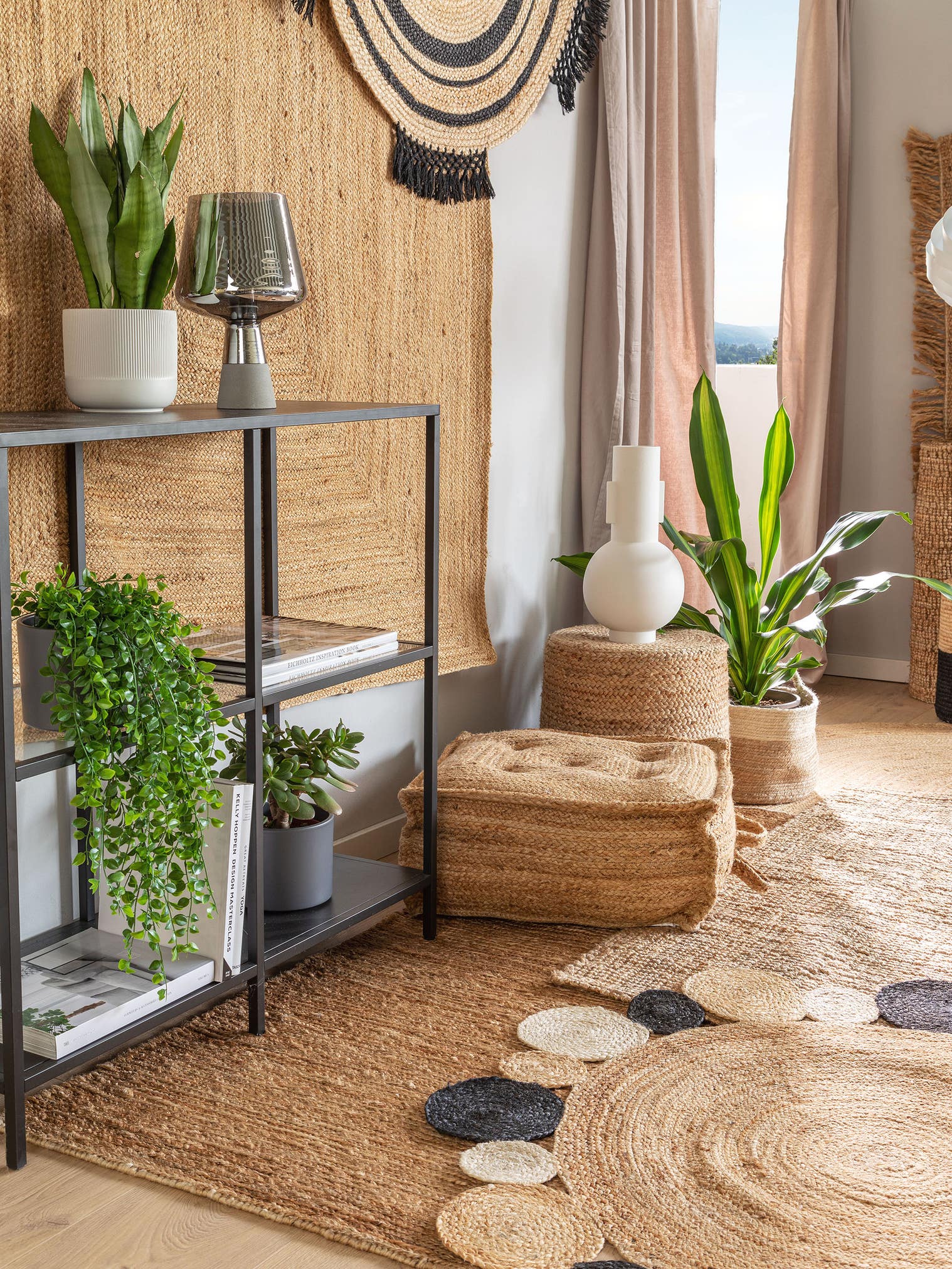 Teppich aus 100% Jute in Braun mit bis 5 mm hohem Flor von benuta Pure