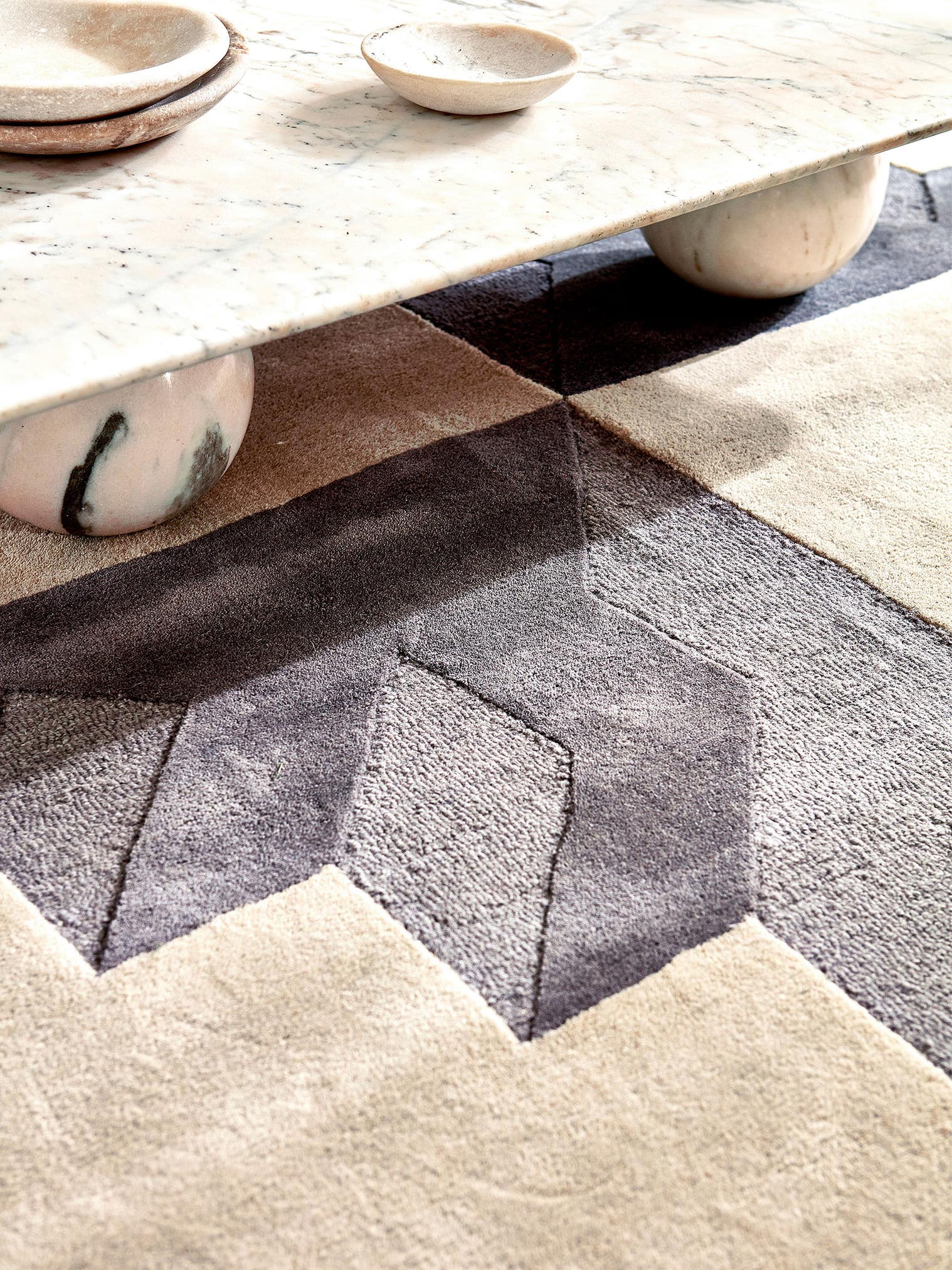 Teppich aus 100% Wolle in Blau mit 11 bis 20 mm hohem Flor von Harlequin