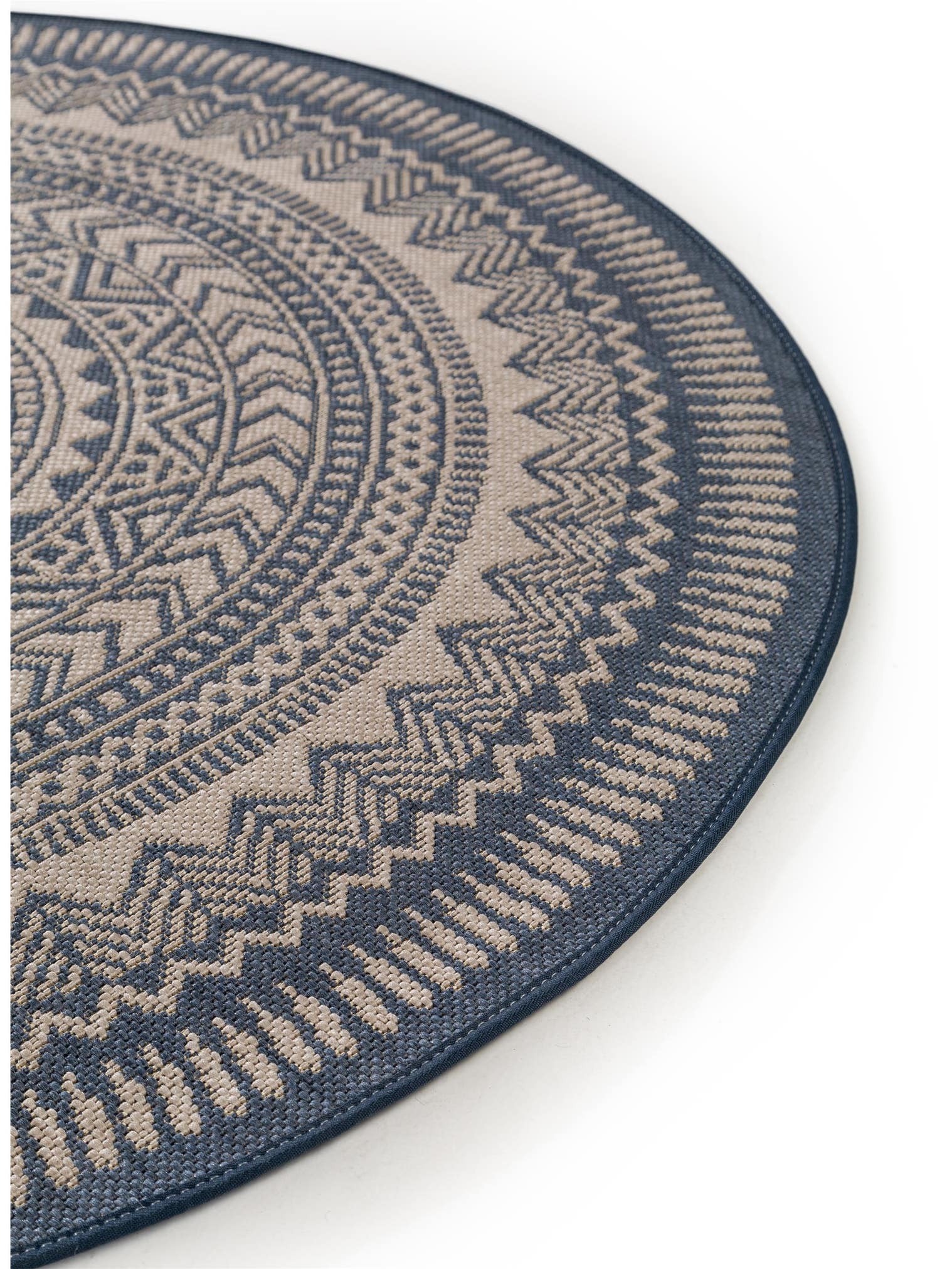 Teppich aus 100% Polypropylen in Blau mit 6 bis 10 mm hohem Flor von benuta Nest