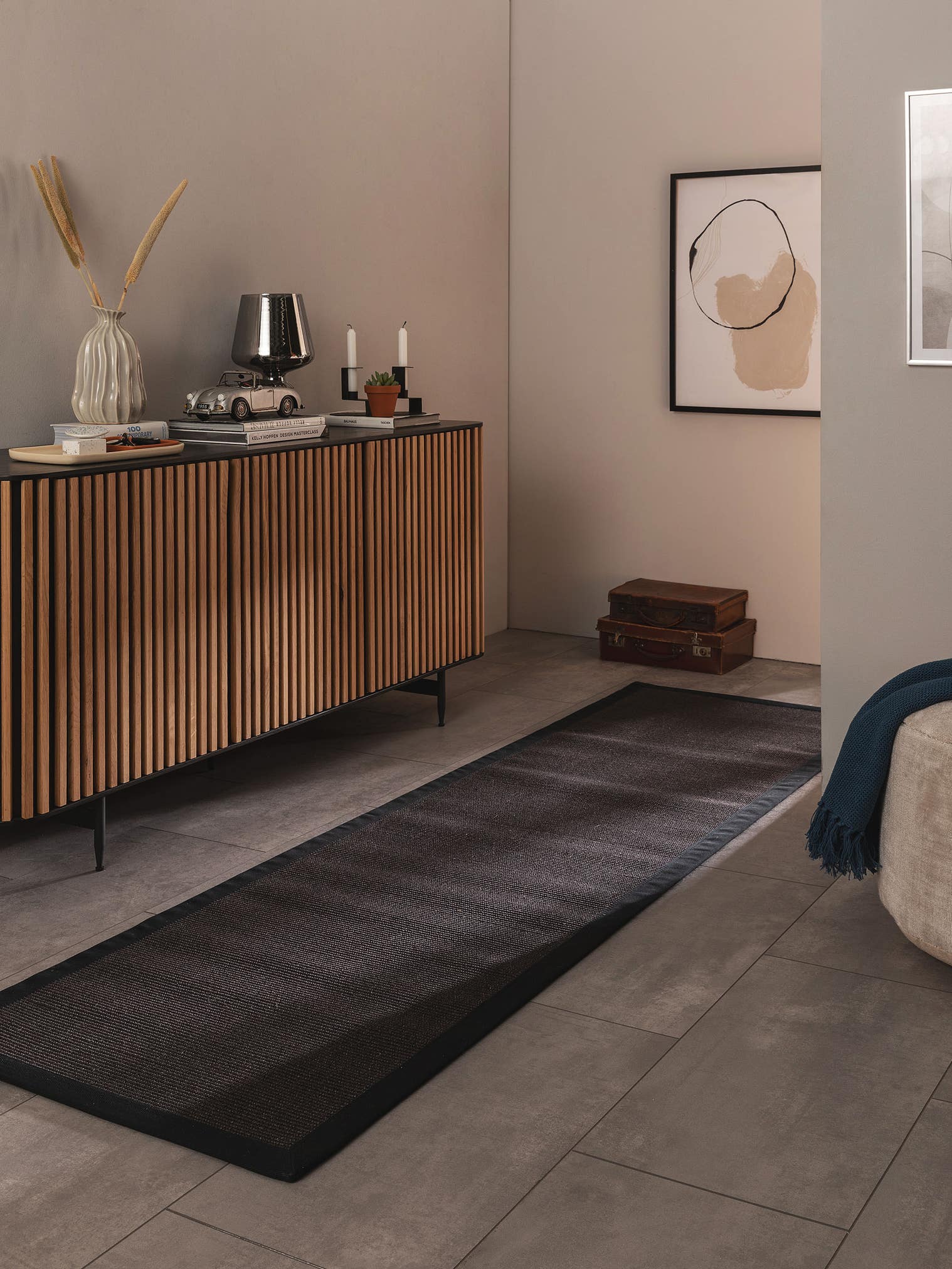 Rug made of 100% Sisal in Black with a 1- 5 mm high pile by benuta Nest