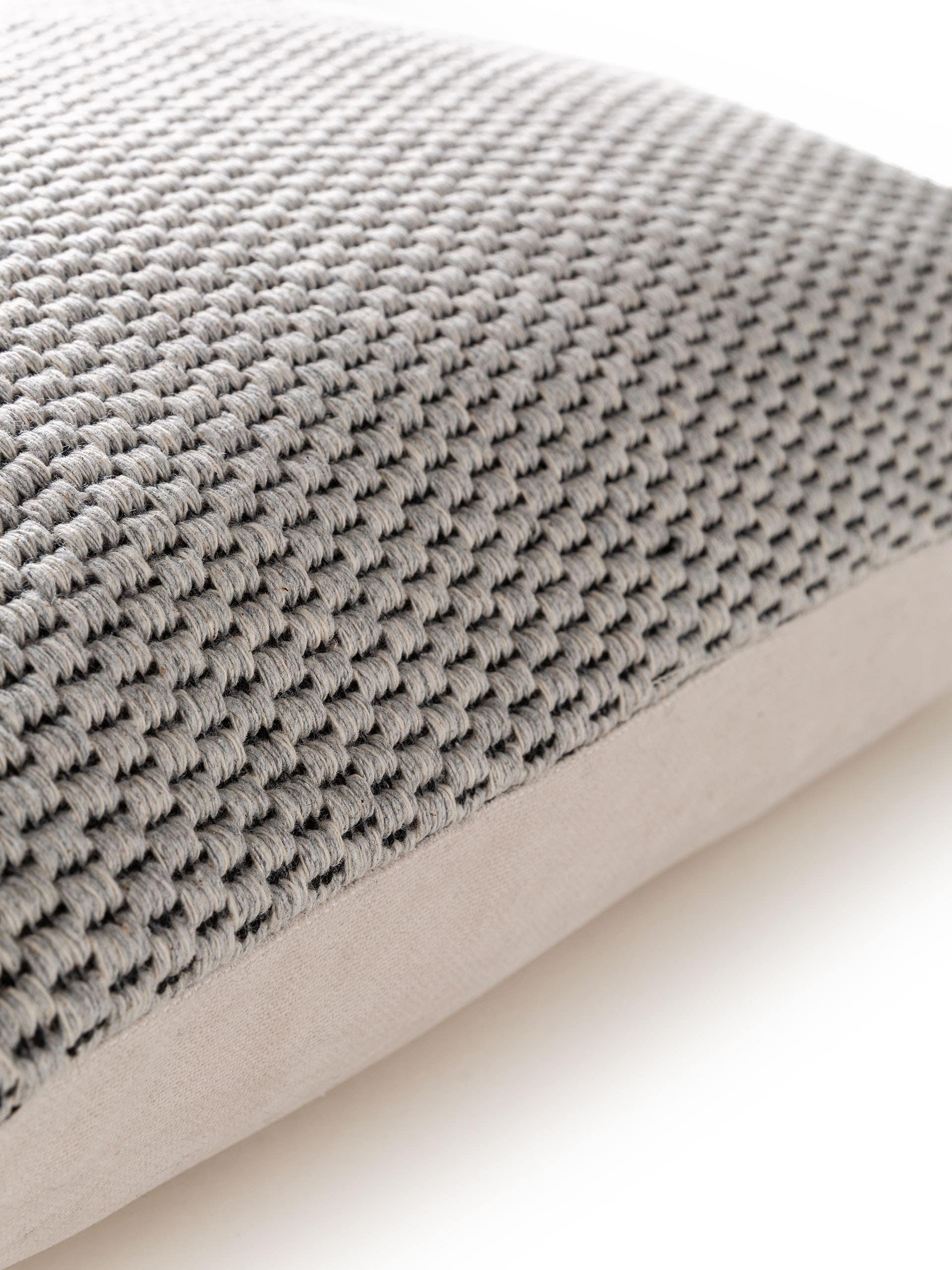 Funda de almohada Bora Gris claro con diseño de Uni en 100% Algodón de benuta Nest
