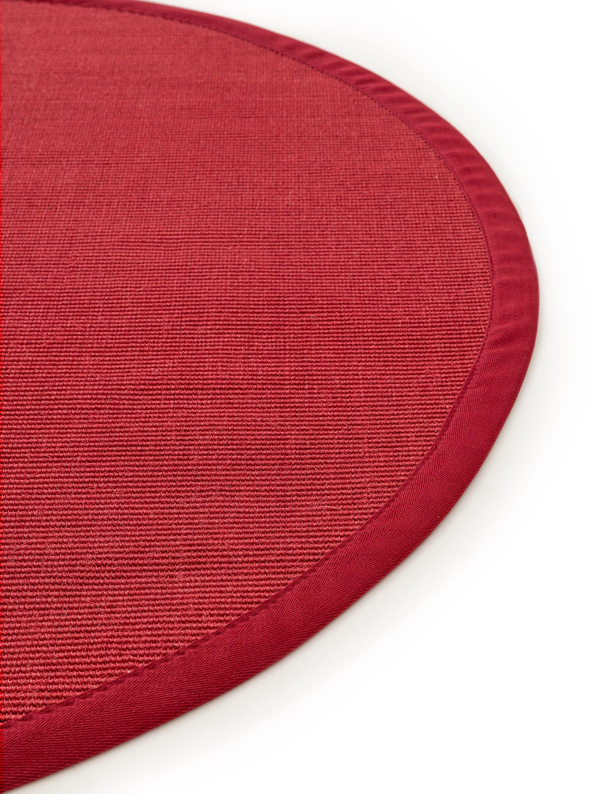 Tappeto di 100% Sisal in Rosso con pelo alto 1- 5 mm da benuta Nest