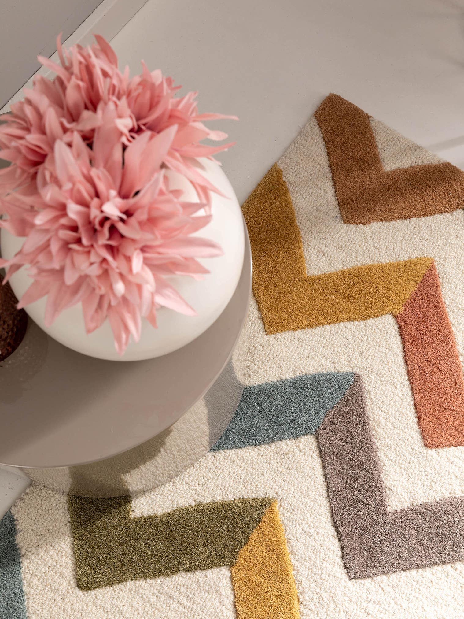Teppich aus 100% Wolle in Multicolor mit 11 bis 20 mm hohem Flor von benuta Pure