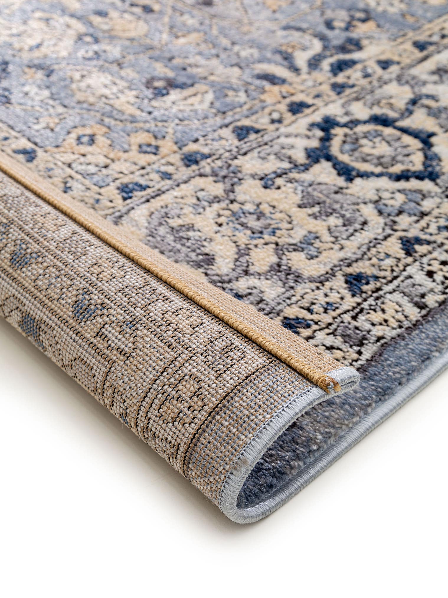 Rug made of 70% Polyester, 30% Polypropylene in Grey with a 11 - 20 mm high pile by benuta Nest