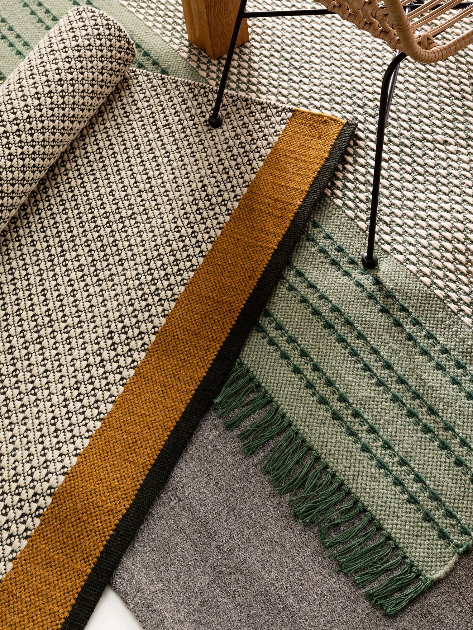 Alfombra de 55% Lana, 35% Algodón, 10% Poliamida en Beige con un pelo de {{Placeholder_Pile Height}} de altura de benuta Pure