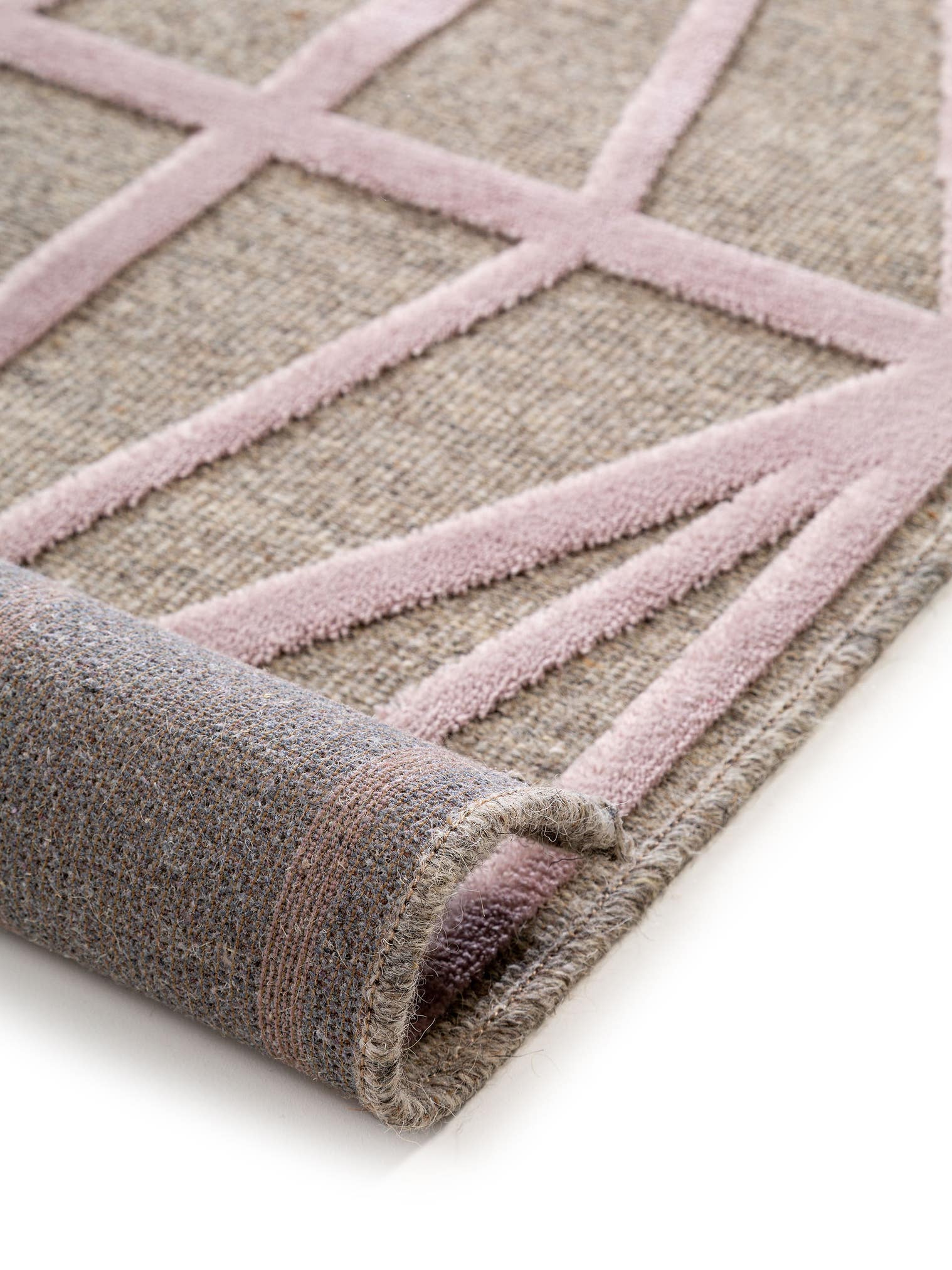 Teppich aus 100% Viskose in Rosa mit bis 5 mm hohem Flor von benuta Pure