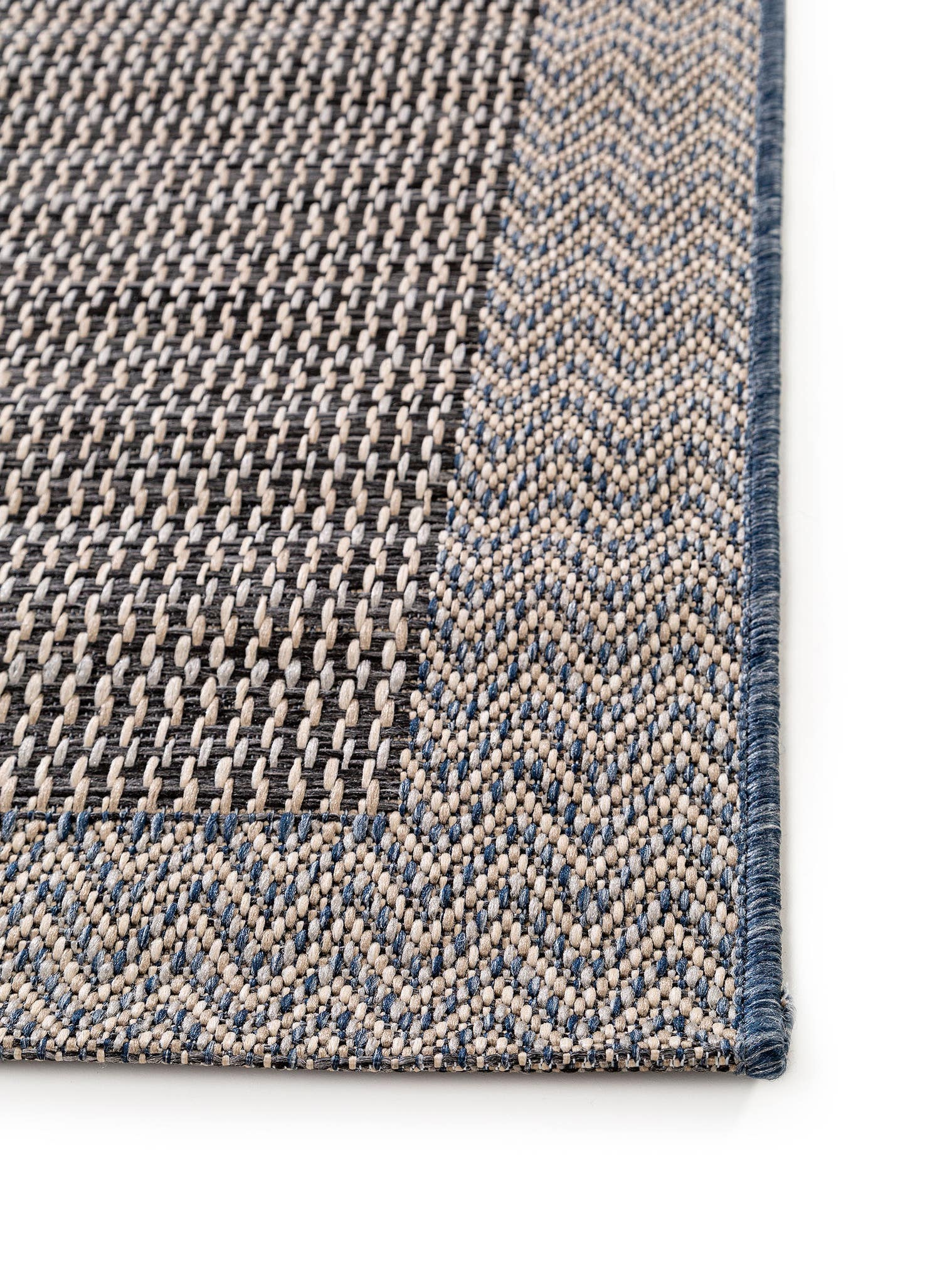 Teppich aus 100% Polypropylen in Beige mit bis 5 mm hohem Flor von benuta Nest