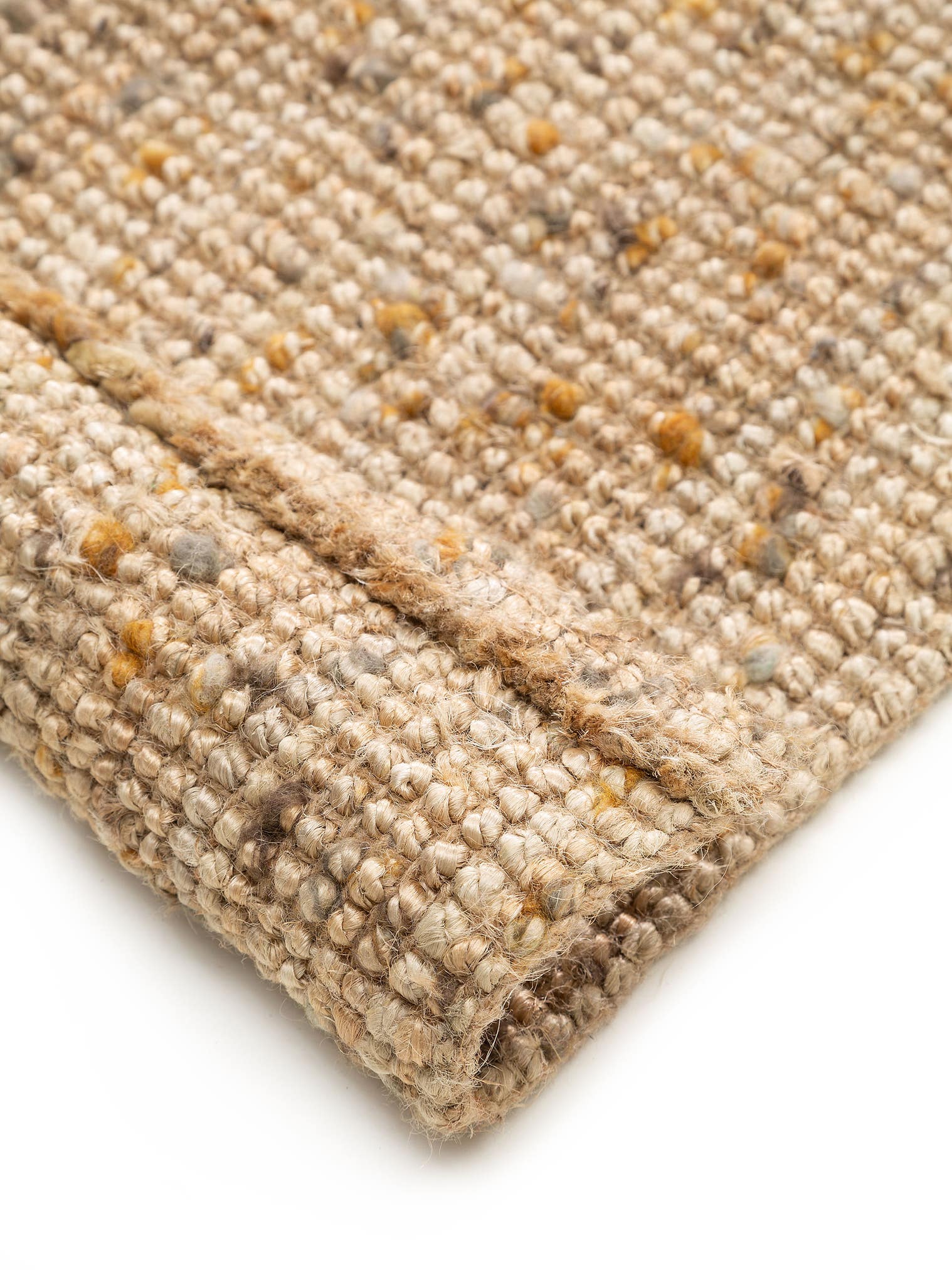 Teppich aus 85% Jute, 15% Wolle in Gelb mit bis 5 mm hohem Flor von benuta Pure