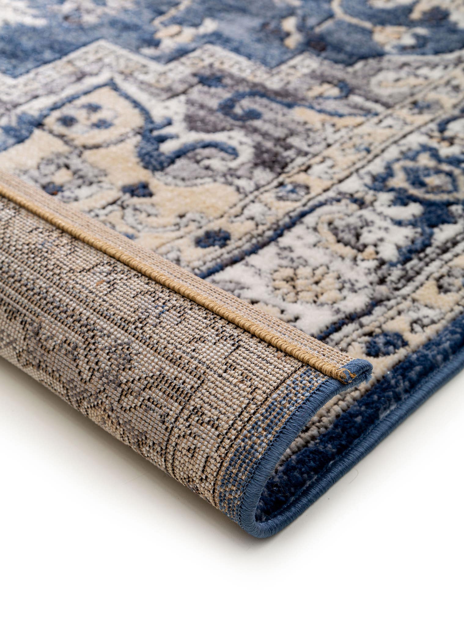 Teppich aus 70% Polyester, 30% Polypropylen in Beige mit 11 bis 20 mm hohem Flor von benuta Nest