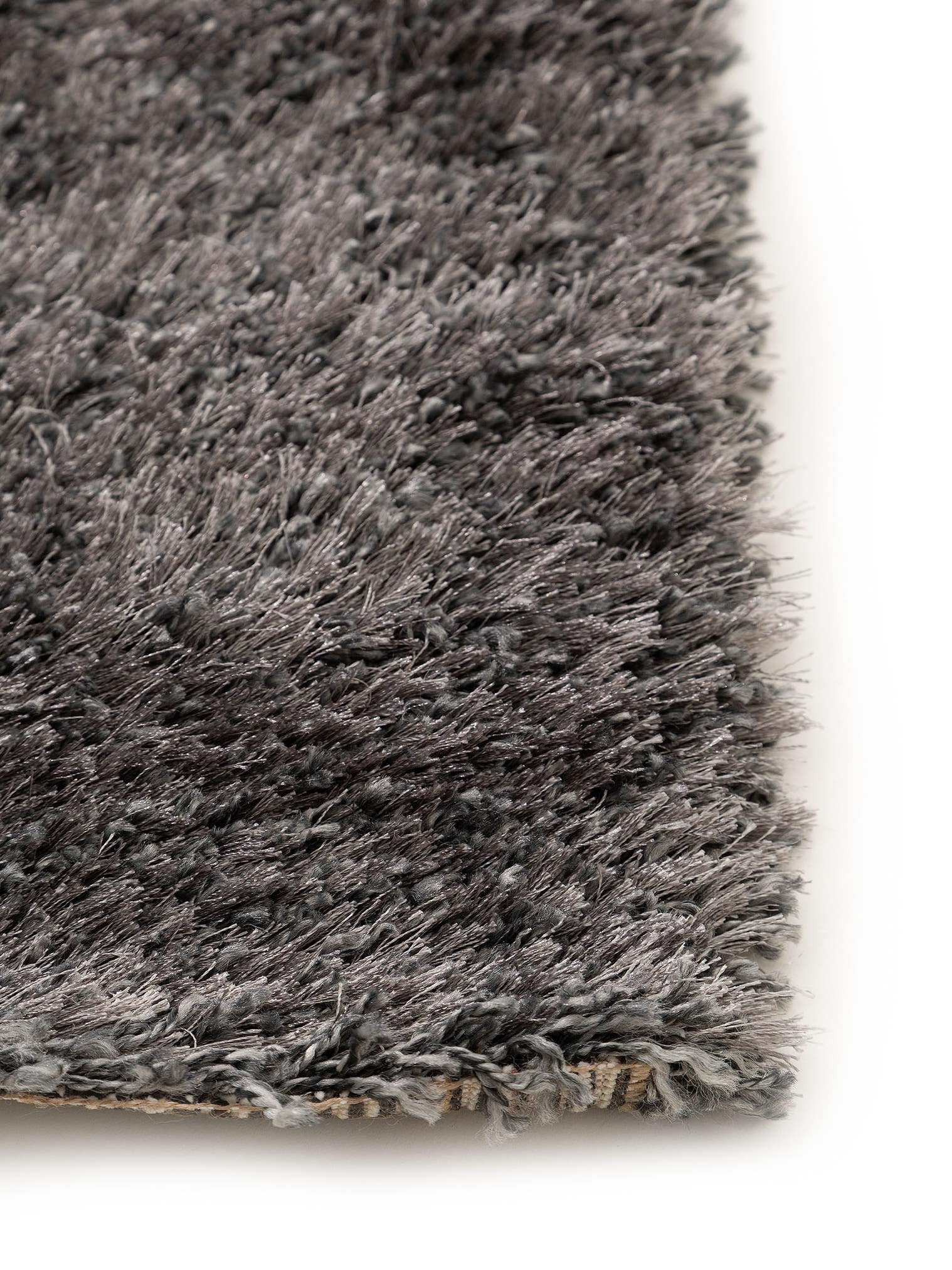 Teppich aus 50% Polyester, 50% Polypropylen in Grau mit 41 bis 50 mm hohem Flor von benuta