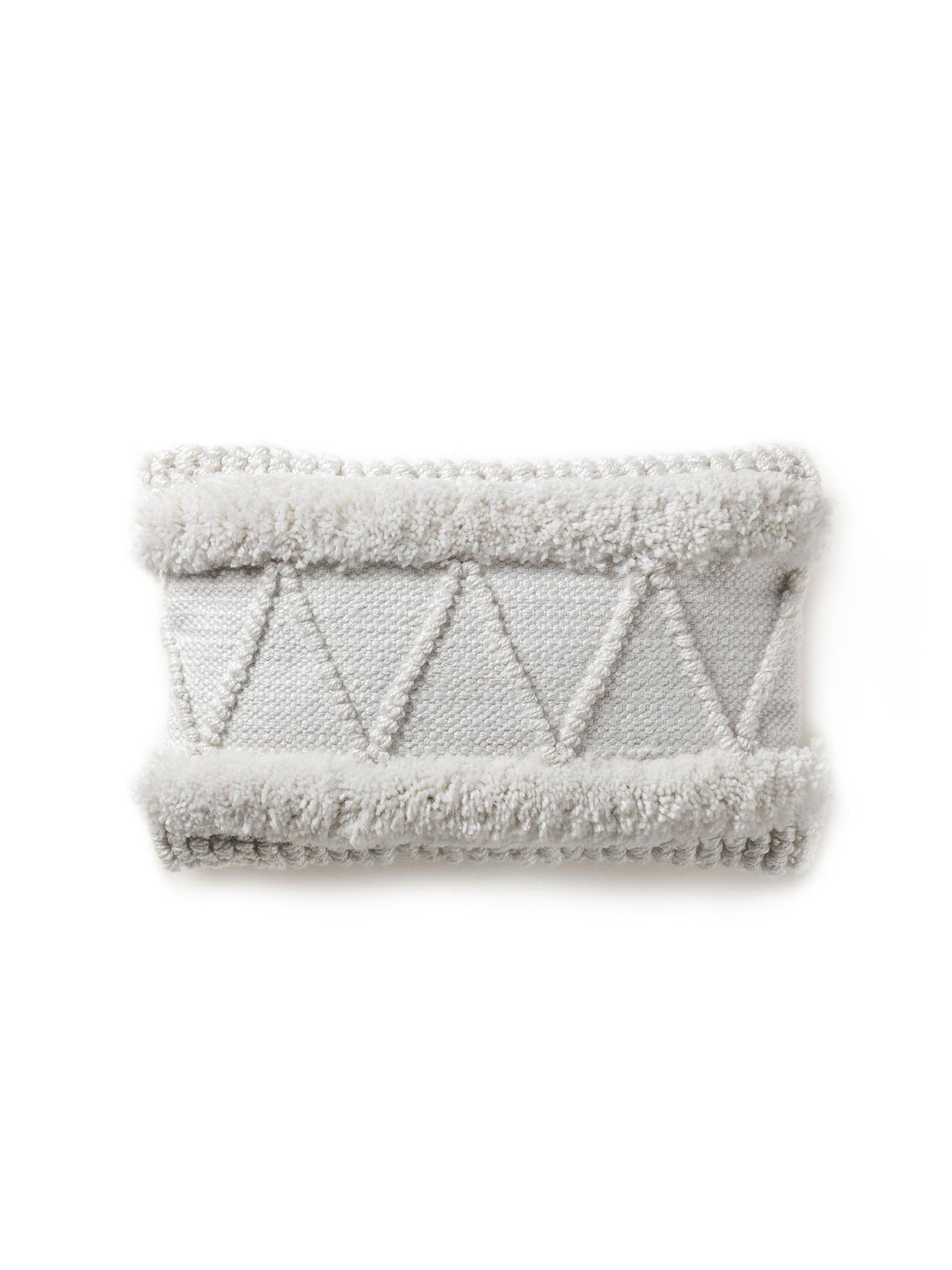 In- & Outdoor Kissenbezug Toni Ivory im Design Berber aus 100% Polyester (recyceltes PET) von benuta Pure