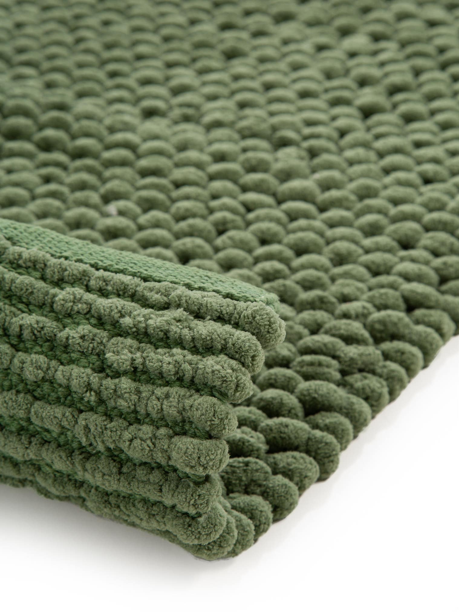 Tappeto di 70% Poliestere, 30% Cotone in Verde con pelo alto 11 - 20 mm da benuta Nest