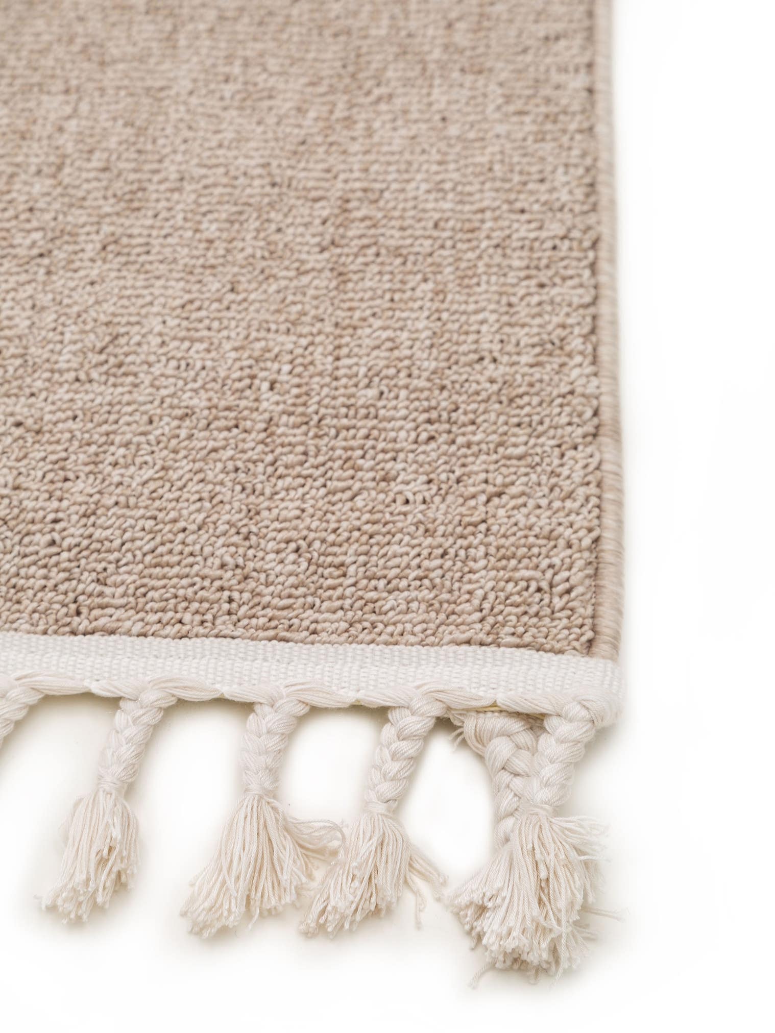 Teppich aus 100% Polyester in Beige mit 11 bis 20 mm hohem Flor von Lytte