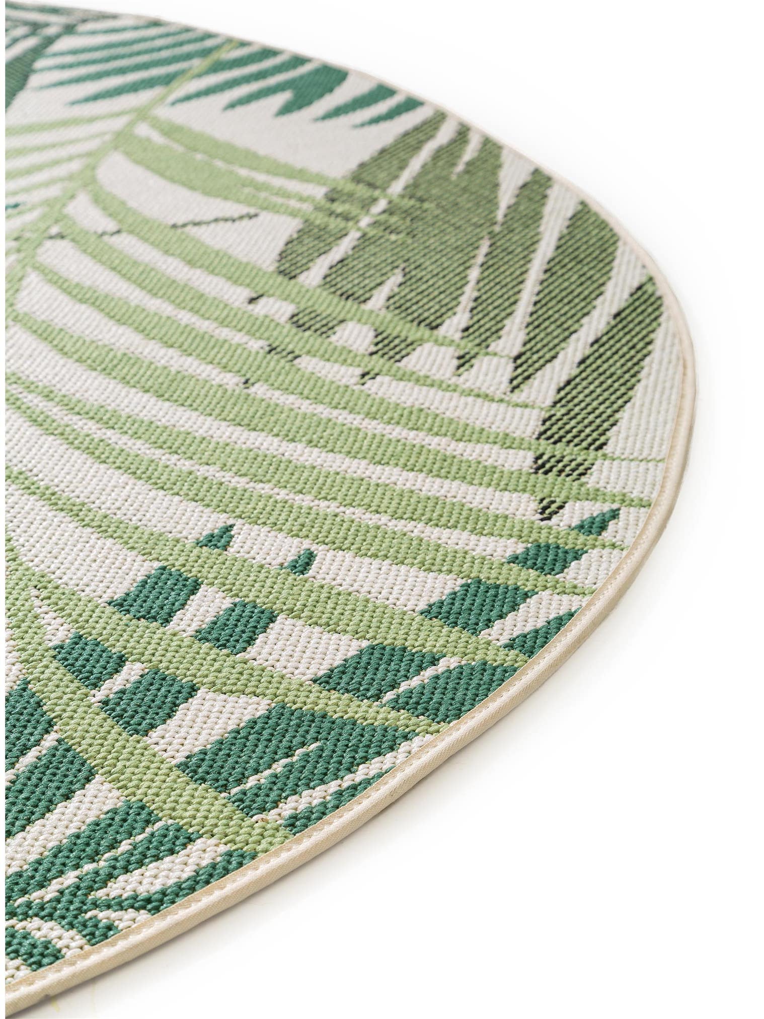 Teppich aus 100% Polypropylen in Grün mit bis 5 mm hohem Flor von benuta Nest