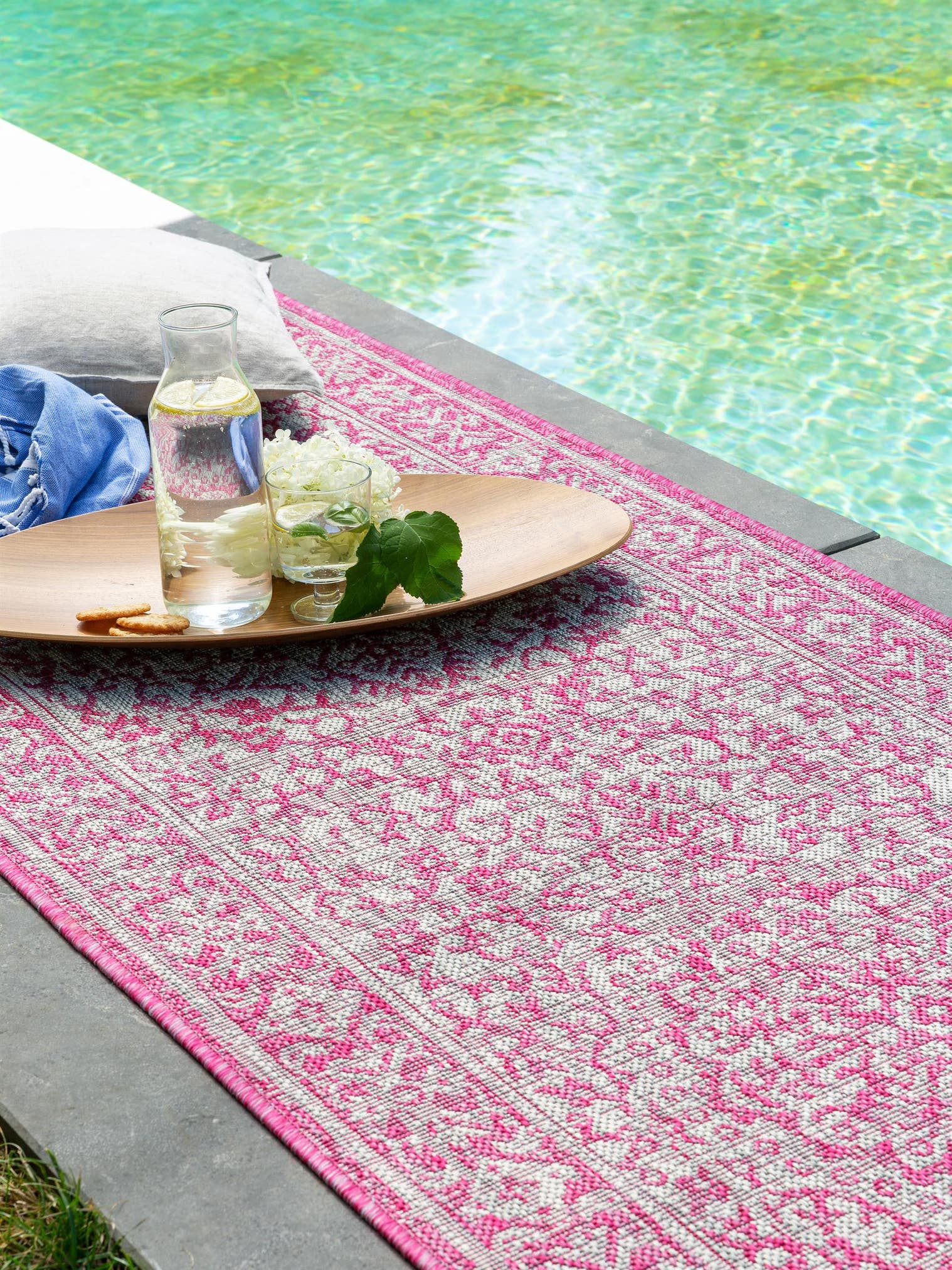 Teppich aus 100% Polypropylen in Rosa mit bis 5 mm hohem Flor von benuta Nest