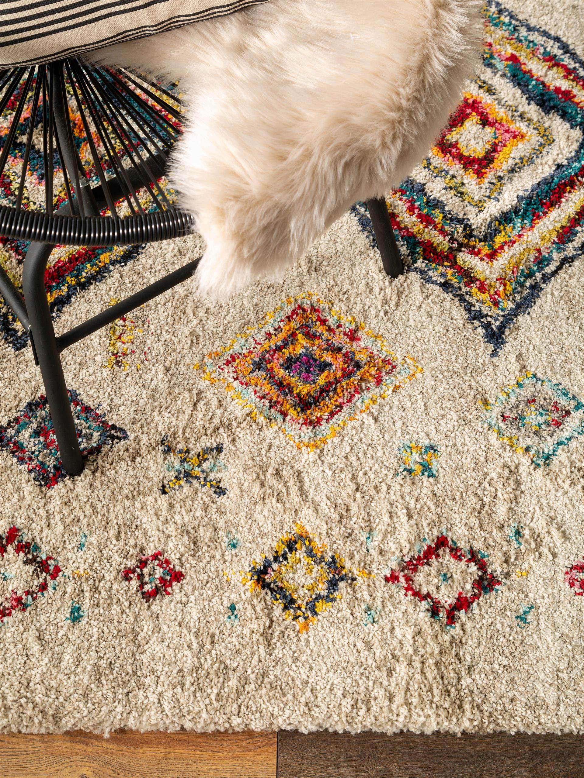Rug made of 100% Polypropylene in Multicoloured with a 21 - 30 mm high pile by benuta Pop