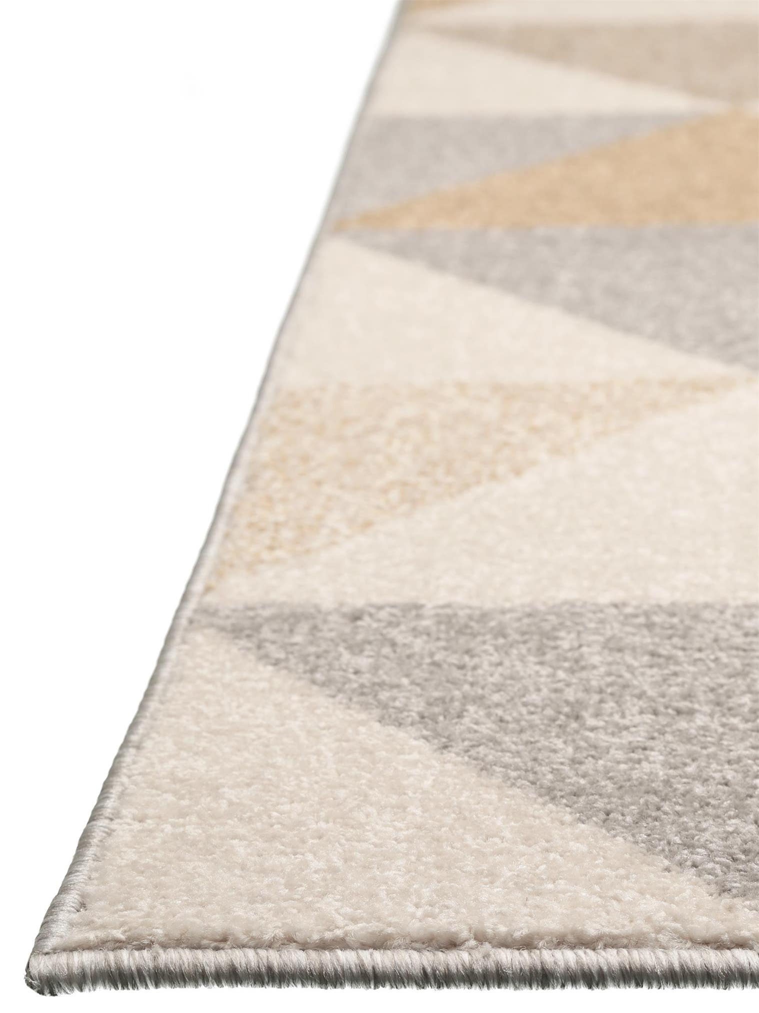 Rug made of 100% Polypropylene in Yellow with a 6 - 10 mm high pile by benuta