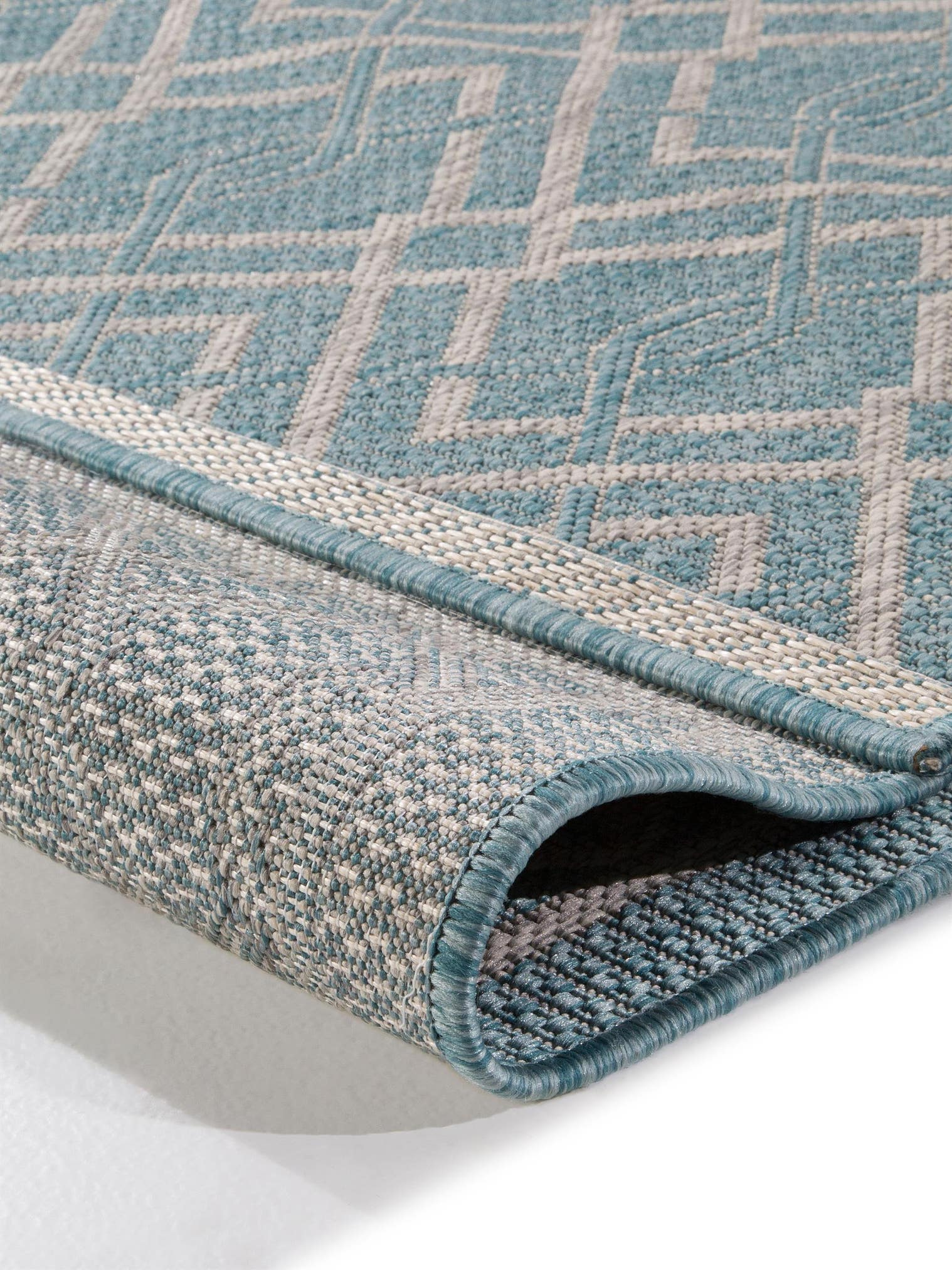 Teppich aus 100% Polypropylen in Türkis mit bis 5 mm hohem Flor von benuta
