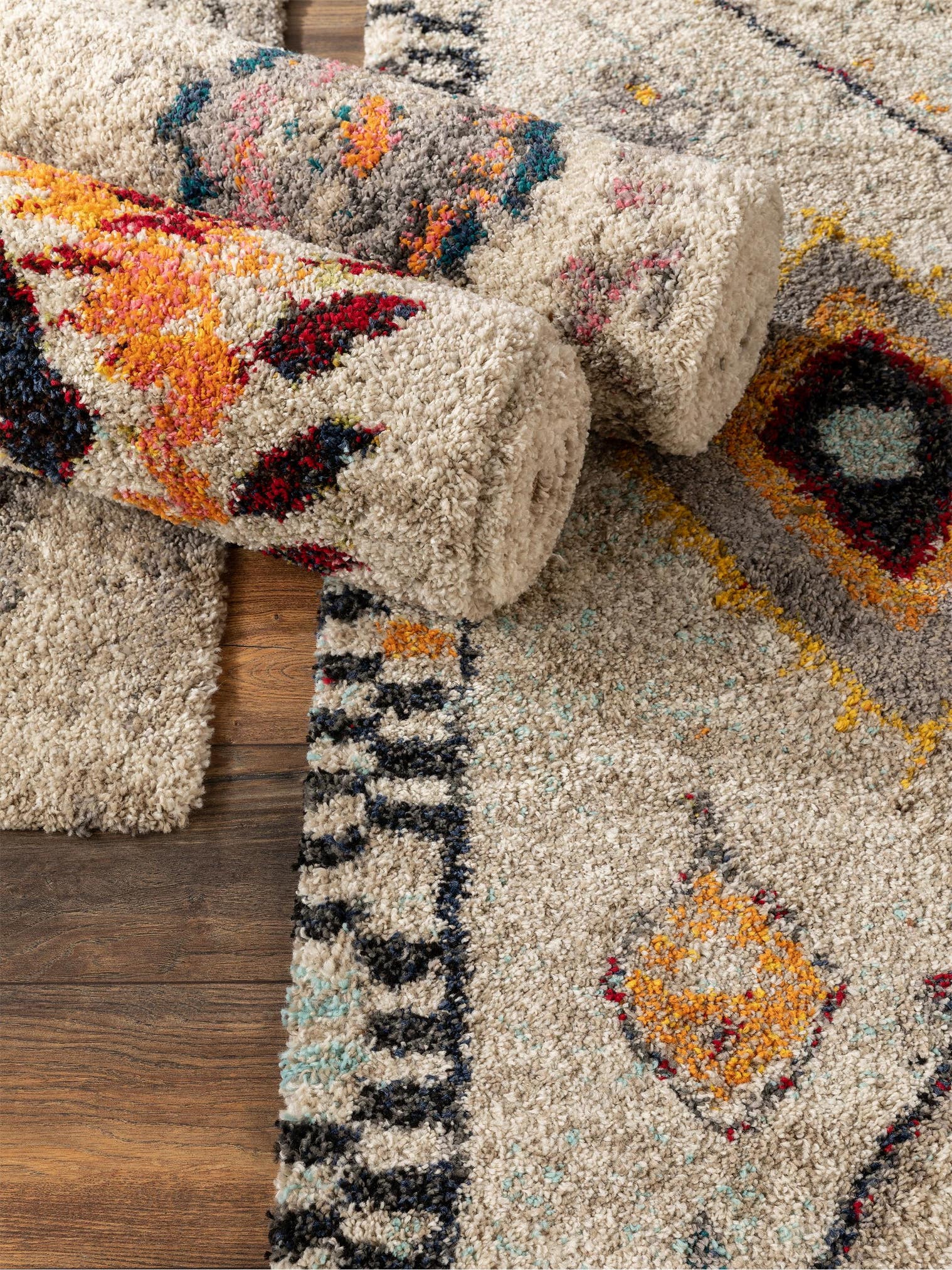 Teppich aus 100% Polypropylen in Multicolor mit 21 bis 30 mm hohem Flor von benuta Pop