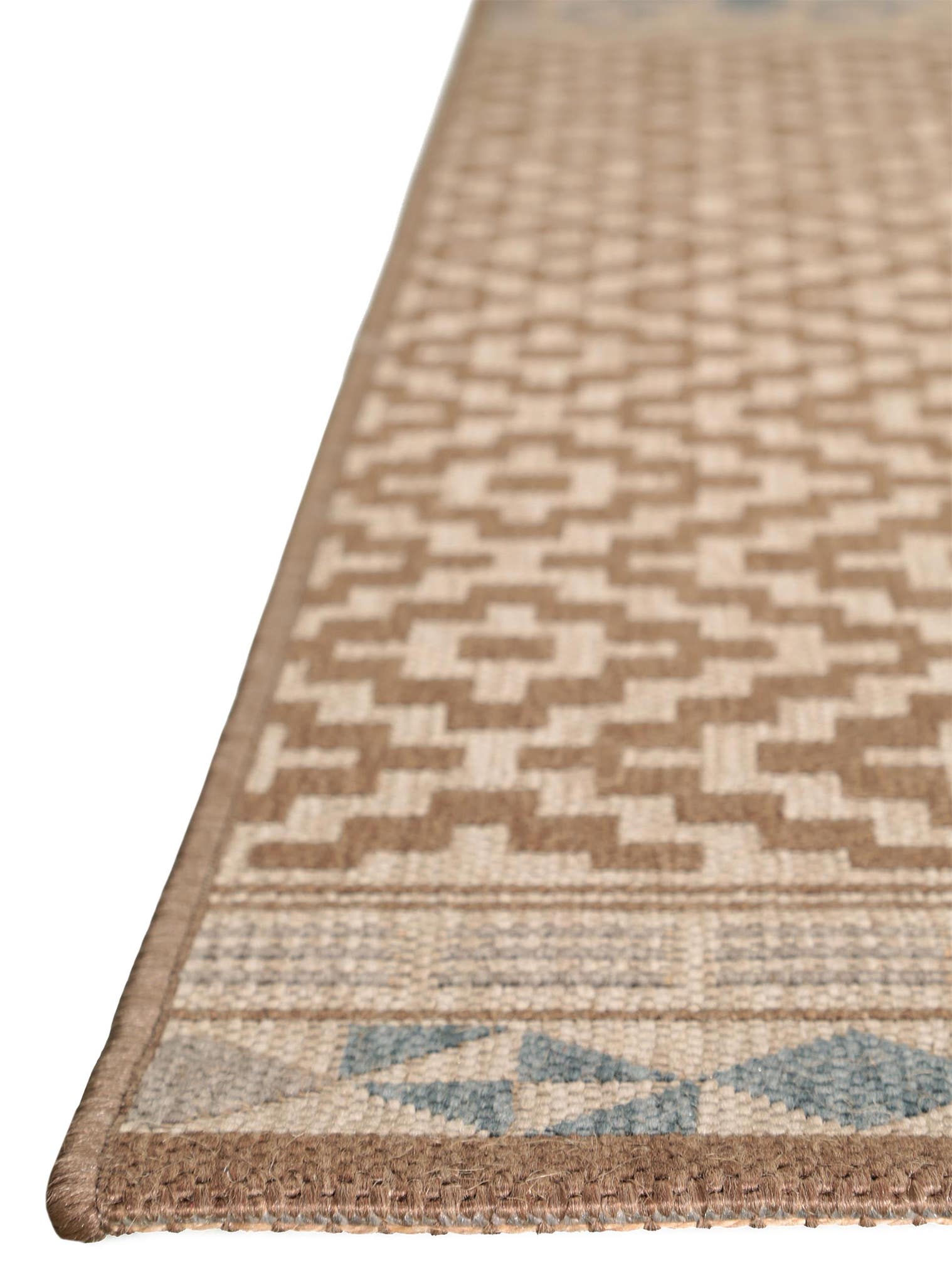 Teppich aus 100% Polypropylen in Braun mit 6 bis 10 mm hohem Flor von benuta Nest
