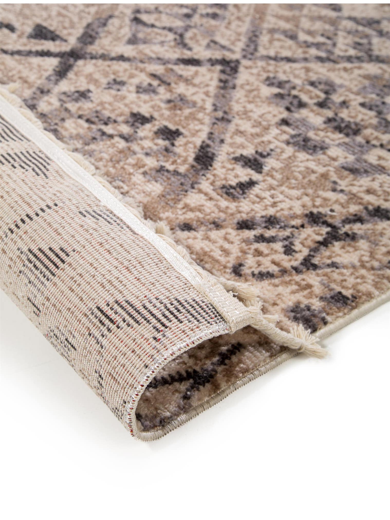 Tæppe af 100% Polyester i Beige med 1- 5 mm høj luv fra benuta