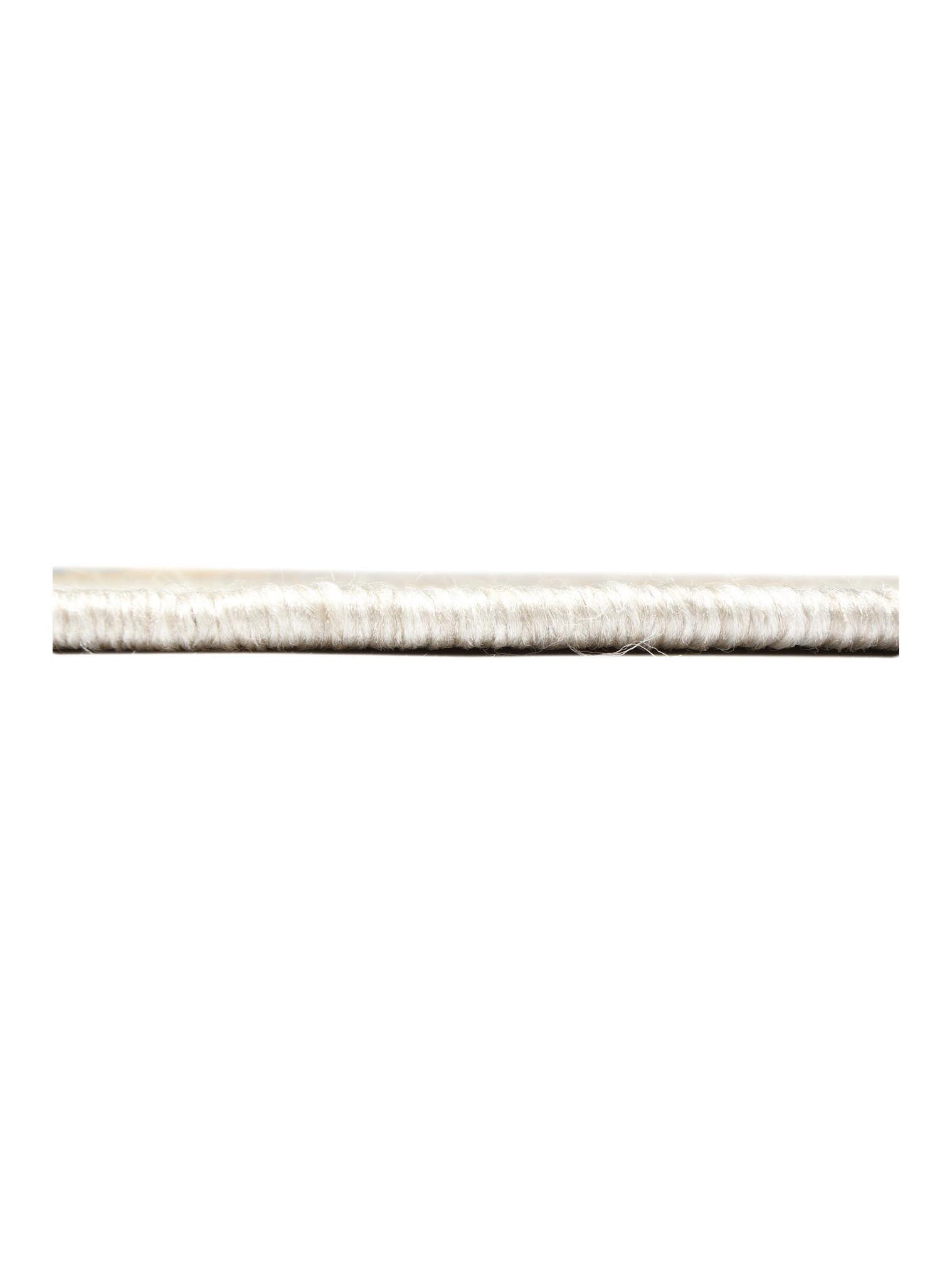Tapis en 100% Polypropylène en Jaune avec une pile de 1- 5 mm de hauteur de benuta Nest