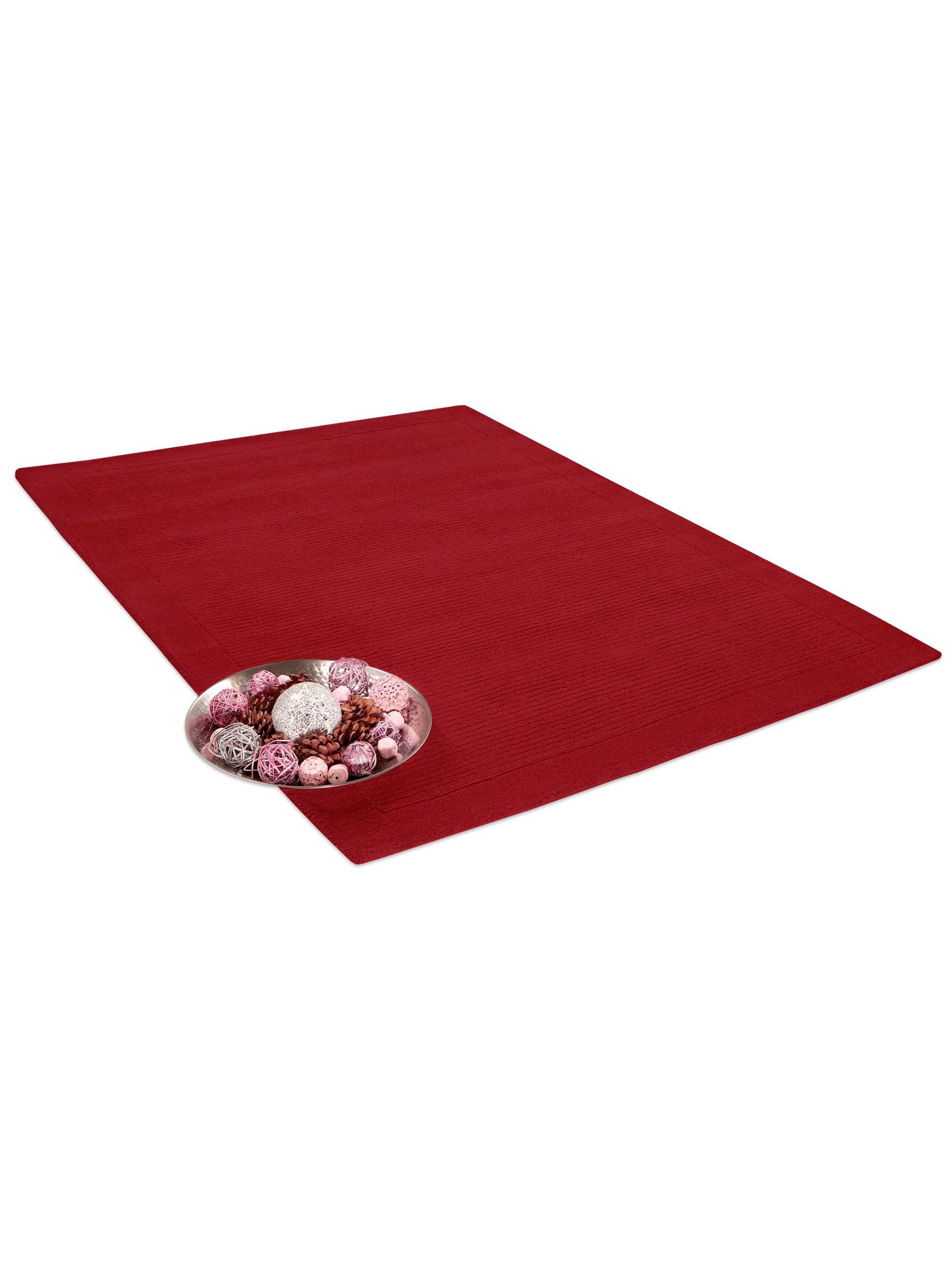 Teppich aus 100% Wolle in Rot mit 6 bis 10 mm hohem Flor von benuta
