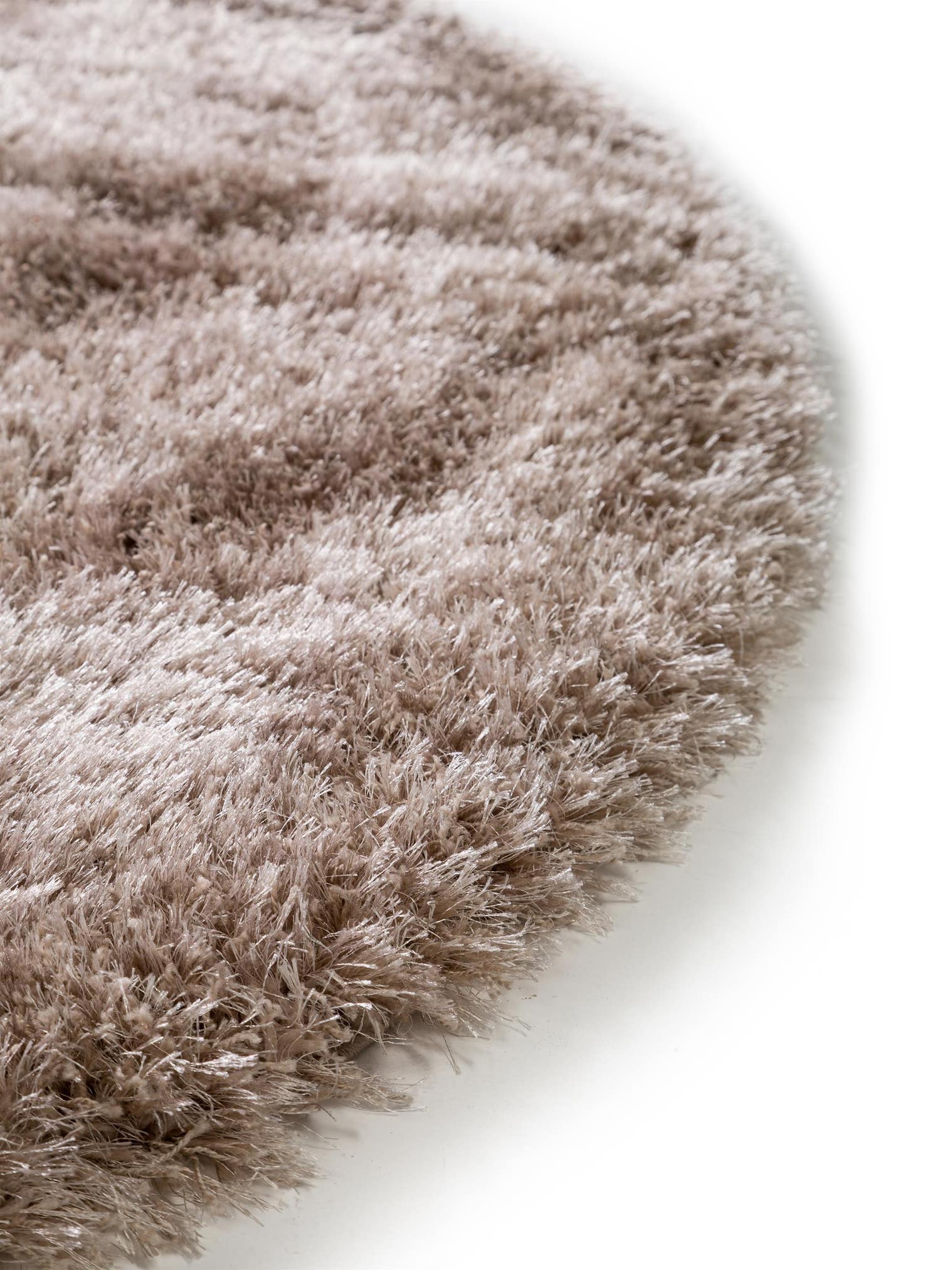 Teppich aus 50% Polyester, 50% Polypropylen in Beige mit 51 bis 60 mm hohem Flor von benuta Pop